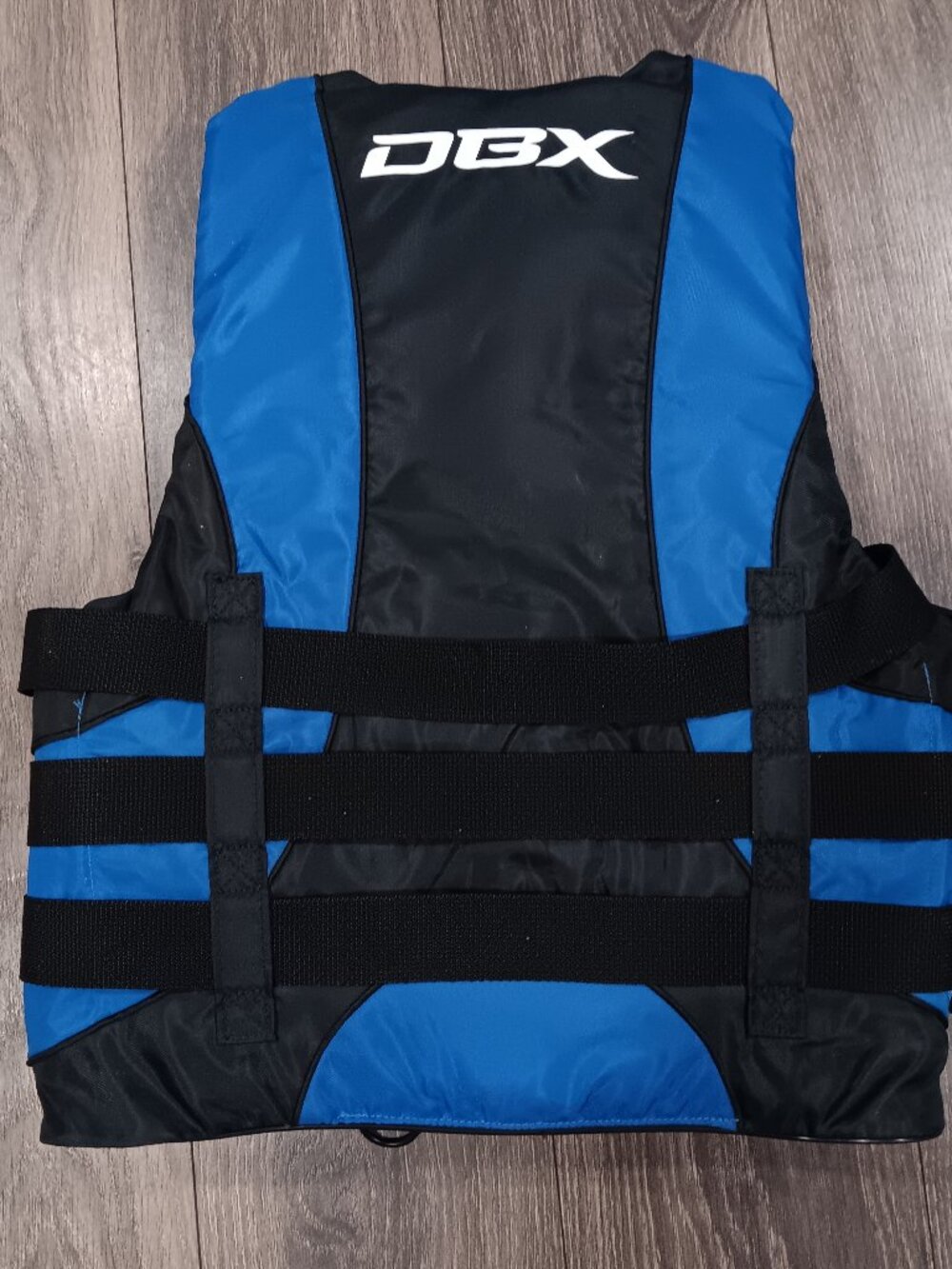 DBX Life vest / flotation aid / water skin vest / wake boarding vest
